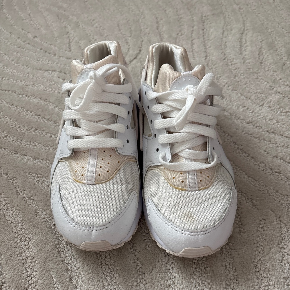 NIKE Huarache